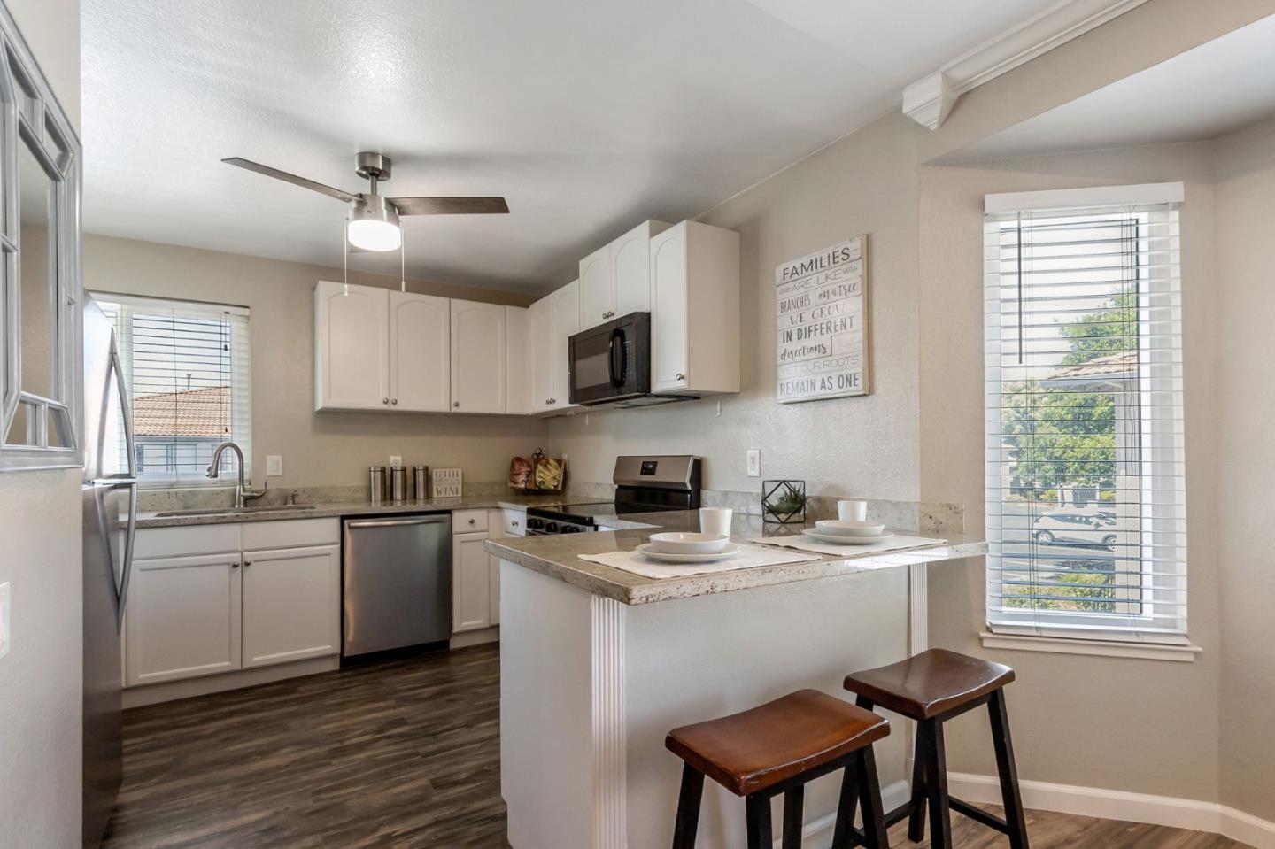 Detail Gallery Image 8 of 37 For 211 Kenbrook Cir Cl,  San Jose,  CA 95111 - 1 Beds | 1 Baths