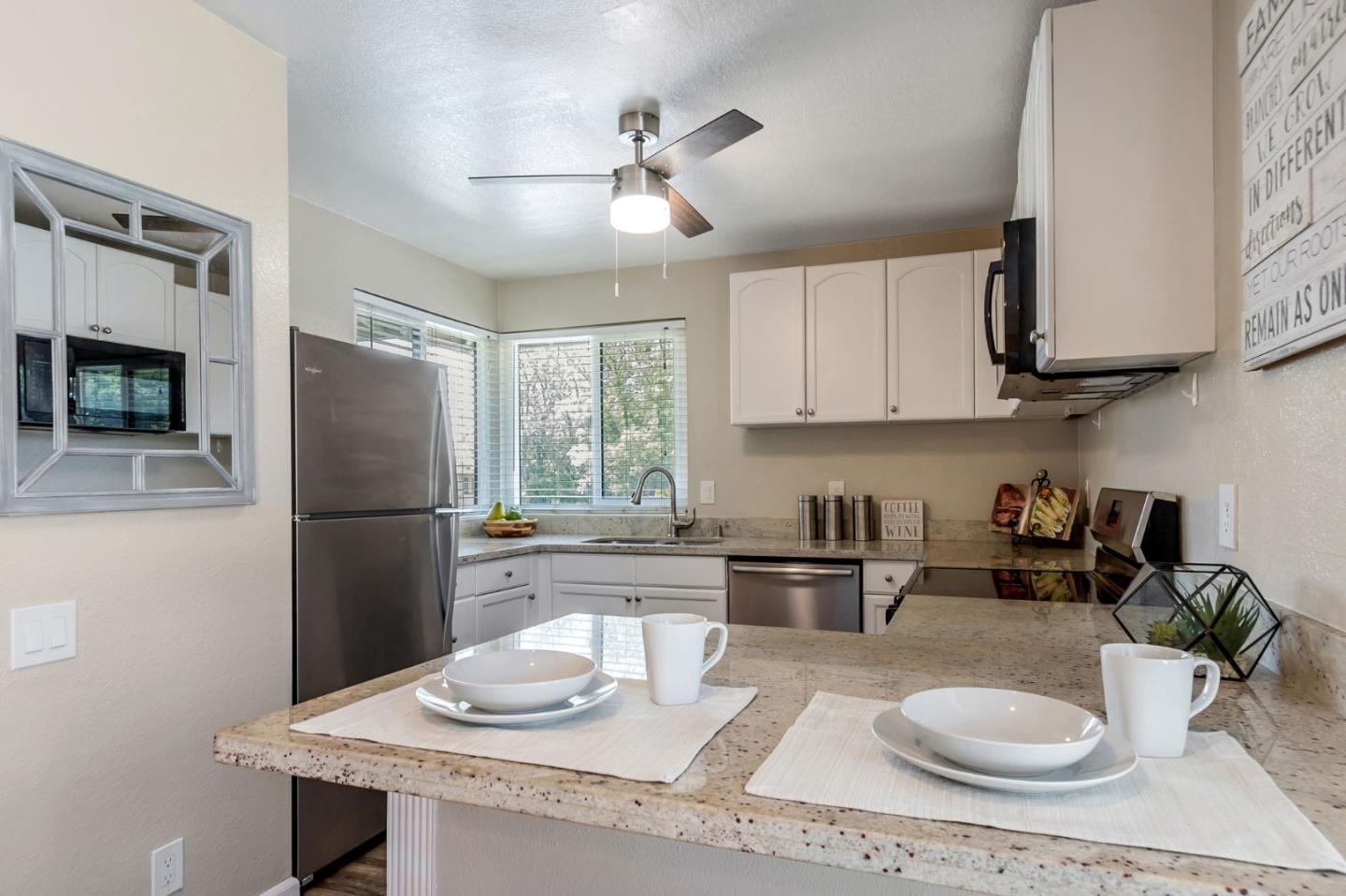 Detail Gallery Image 9 of 37 For 211 Kenbrook Cir Cl,  San Jose,  CA 95111 - 1 Beds | 1 Baths