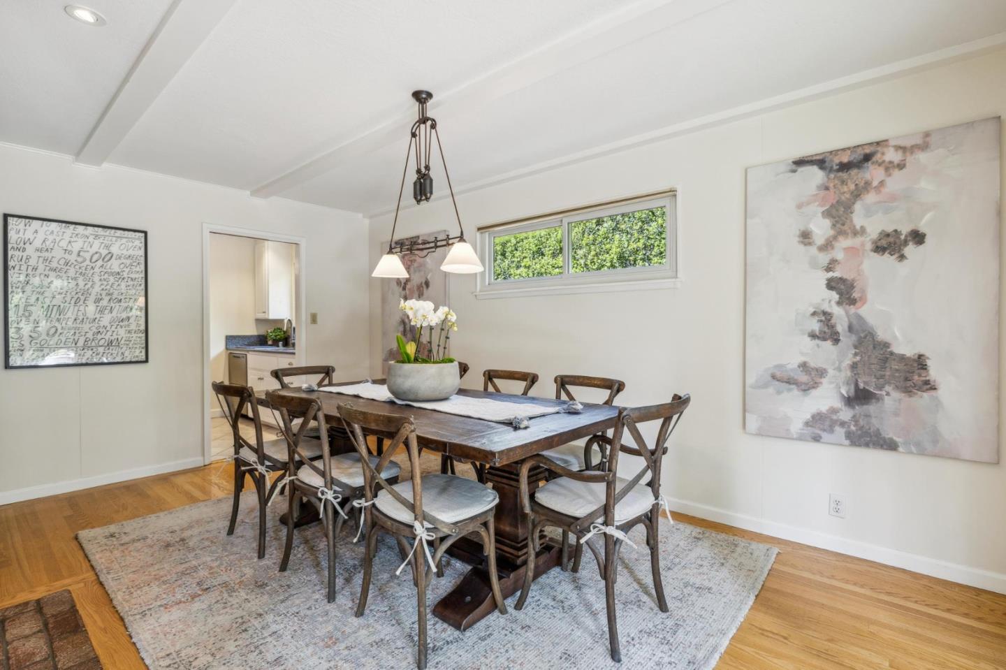 Detail Gallery Image 4 of 16 For 1399 Woodland Ave, Menlo Park,  CA 94025 - 3 Beds | 2 Baths