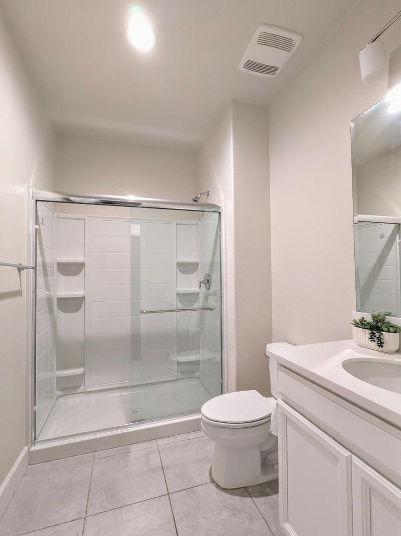 Detail Gallery Image 26 of 31 For 721 Segovia Dr, Hollister,  CA 95023 - 3 Beds | 3 Baths