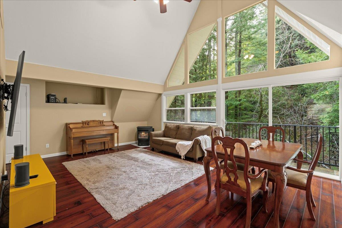 Detail Gallery Image 10 of 23 For 20910 Outer Zayante Rd, Los Gatos,  CA 95033 - 3 Beds | 1/1 Baths