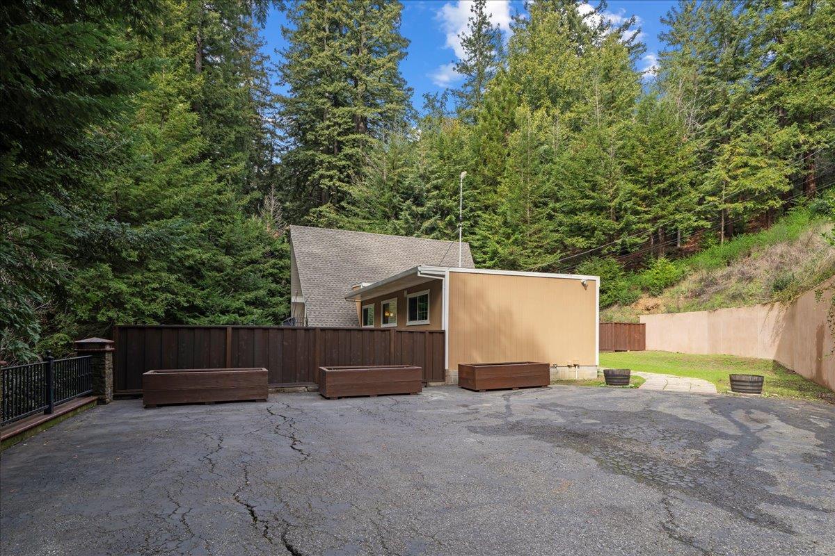 Detail Gallery Image 5 of 23 For 20910 Outer Zayante Rd, Los Gatos,  CA 95033 - 3 Beds | 1/1 Baths