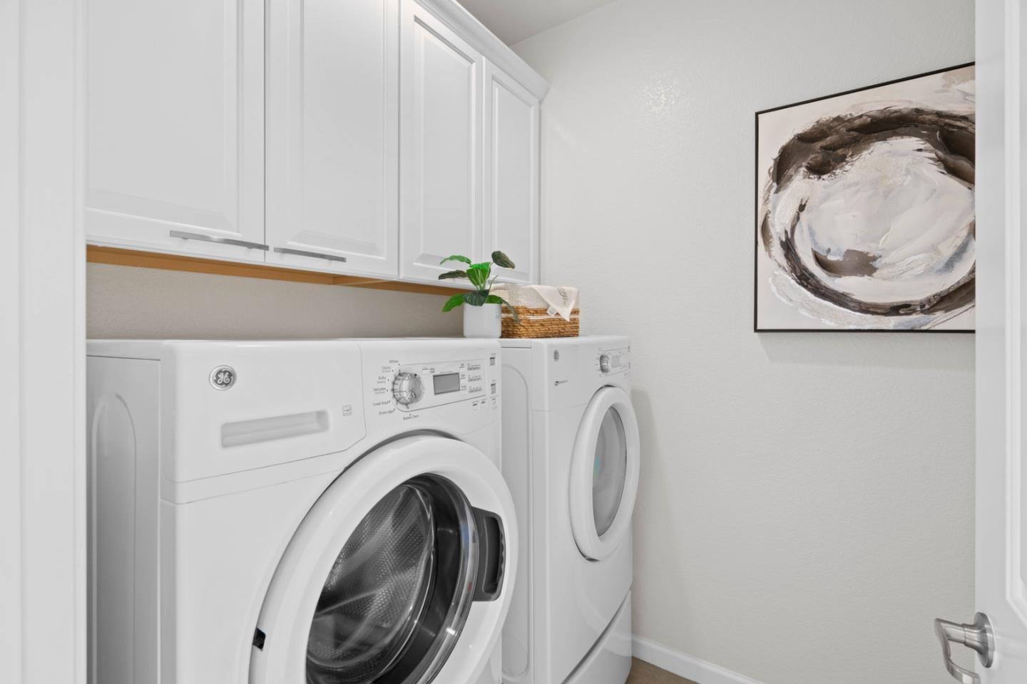 Detail Gallery Image 17 of 32 For 862 White Moonstone Loop, San Jose,  CA 95123 - 3 Beds | 3/1 Baths