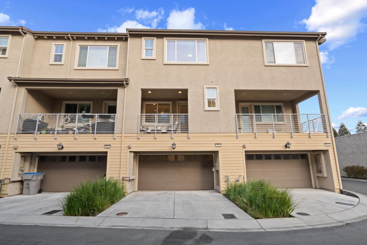 Detail Gallery Image 29 of 32 For 862 White Moonstone Loop, San Jose,  CA 95123 - 3 Beds | 3/1 Baths