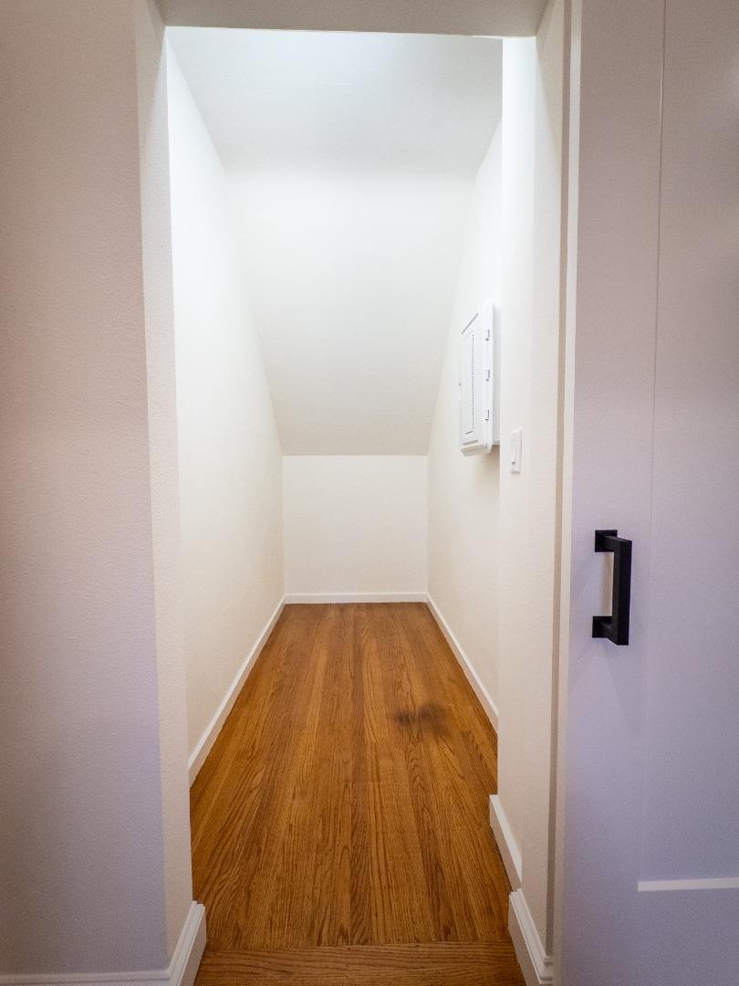 Detail Gallery Image 10 of 10 For 410 Spruce Ave #4,  South San Francisco,  CA 94080 - 11 Beds | 1 Baths