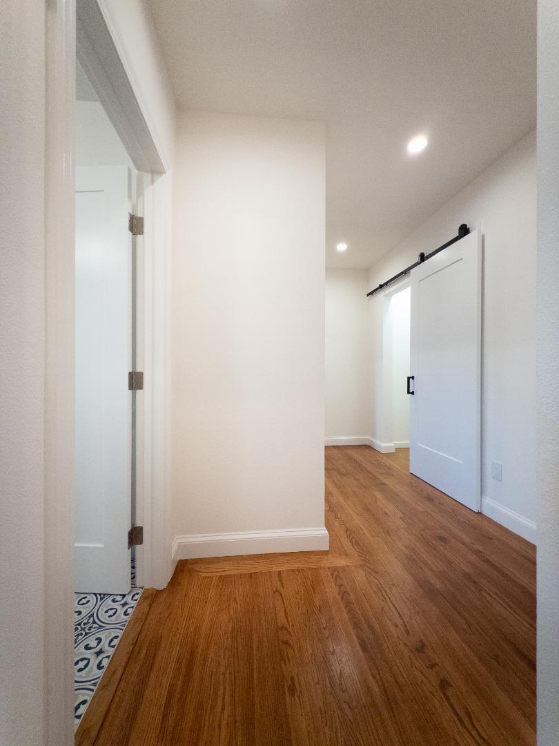 Detail Gallery Image 5 of 10 For 410 Spruce Ave #4,  South San Francisco,  CA 94080 - 11 Beds | 1 Baths