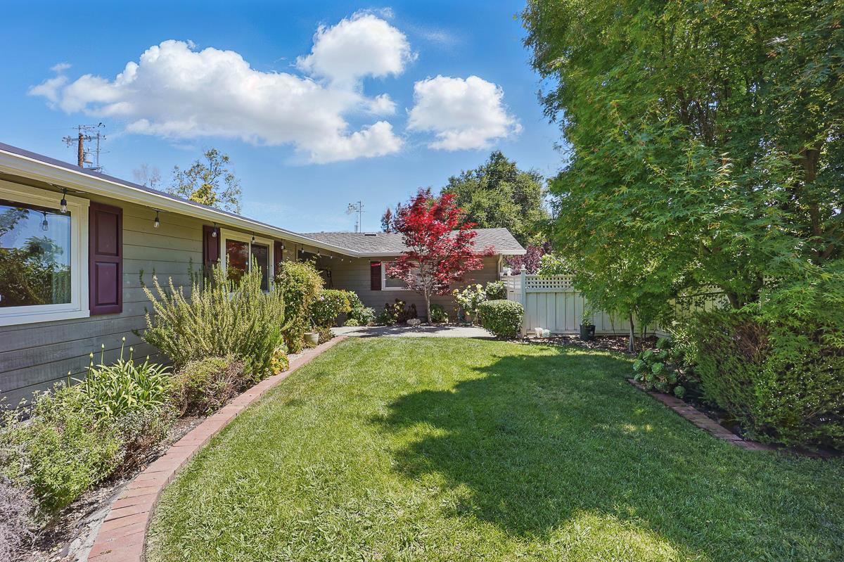 Detail Gallery Image 13 of 71 For 867 W Homestead Rd, Sunnyvale,  CA 94087 - 4 Beds | 2 Baths