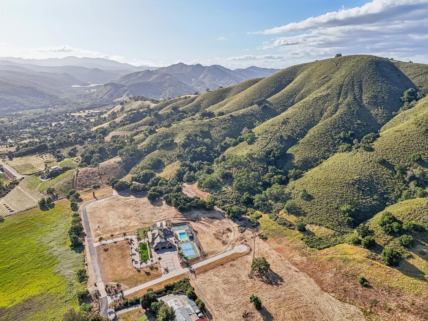 Detail Gallery Image 103 of 103 For 2995 Day Rd, Gilroy,  CA 95020 - 5 Beds | 4 Baths