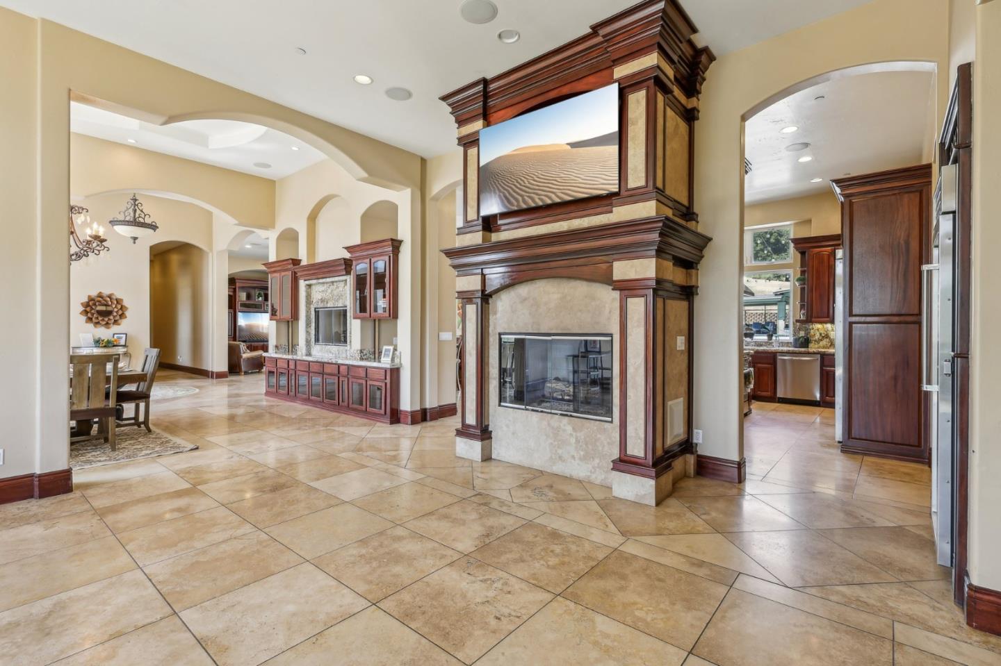 Detail Gallery Image 19 of 103 For 2995 Day Rd, Gilroy,  CA 95020 - 5 Beds | 4 Baths