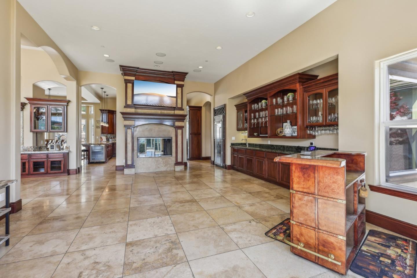Detail Gallery Image 20 of 103 For 2995 Day Rd, Gilroy,  CA 95020 - 5 Beds | 4 Baths