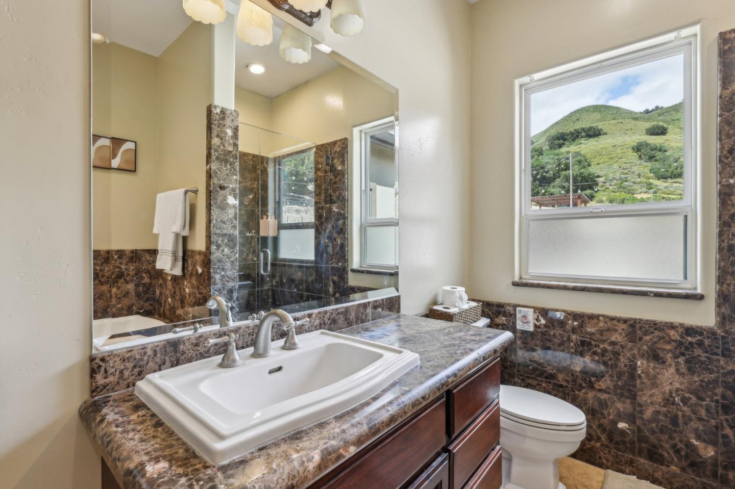 Detail Gallery Image 24 of 103 For 2995 Day Rd, Gilroy,  CA 95020 - 5 Beds | 4 Baths