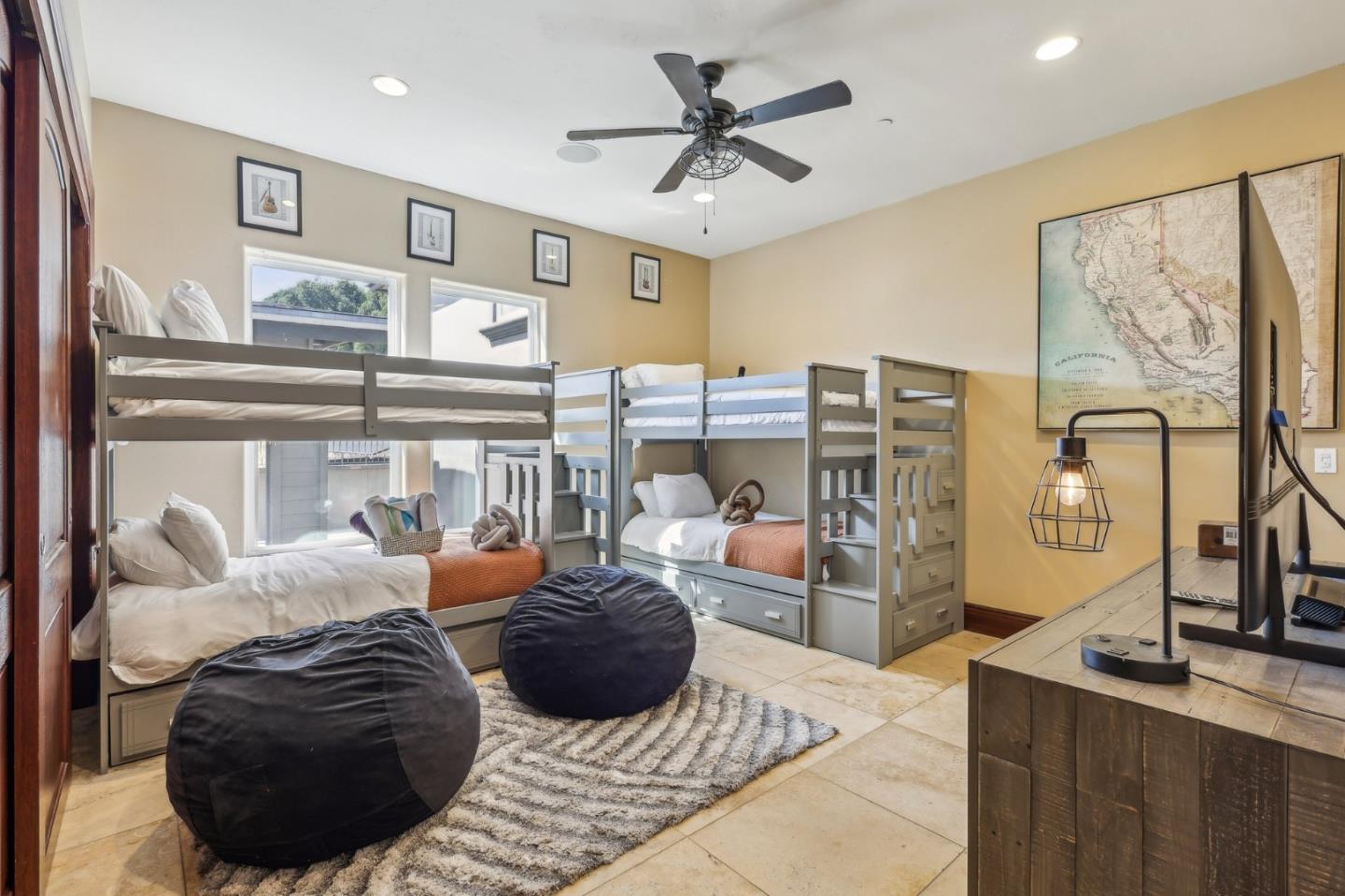 Detail Gallery Image 29 of 103 For 2995 Day Rd, Gilroy,  CA 95020 - 5 Beds | 4 Baths