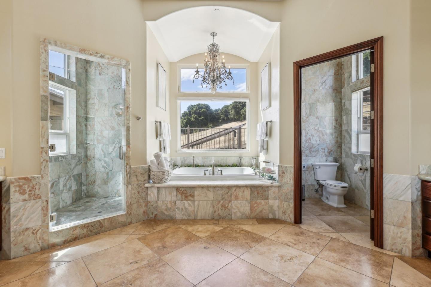 Detail Gallery Image 40 of 103 For 2995 Day Rd, Gilroy,  CA 95020 - 5 Beds | 4 Baths
