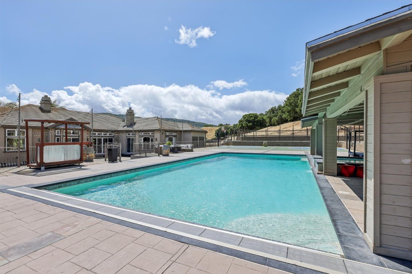 Detail Gallery Image 50 of 103 For 2995 Day Rd, Gilroy,  CA 95020 - 5 Beds | 4 Baths