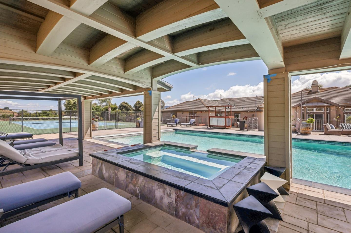 Detail Gallery Image 53 of 103 For 2995 Day Rd, Gilroy,  CA 95020 - 5 Beds | 4 Baths