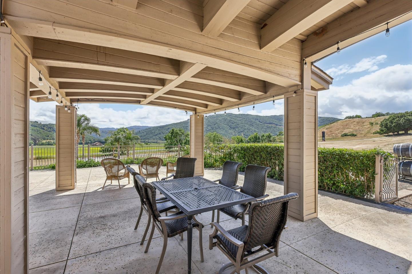 Detail Gallery Image 56 of 103 For 2995 Day Rd, Gilroy,  CA 95020 - 5 Beds | 4 Baths