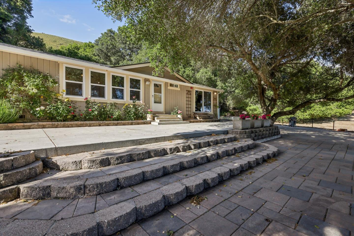 Detail Gallery Image 73 of 103 For 2995 Day Rd, Gilroy,  CA 95020 - 5 Beds | 4 Baths