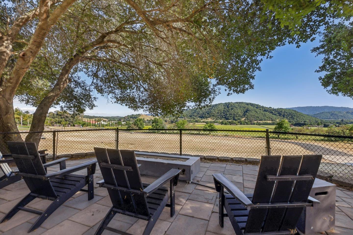 Detail Gallery Image 80 of 103 For 2995 Day Rd, Gilroy,  CA 95020 - 5 Beds | 4 Baths