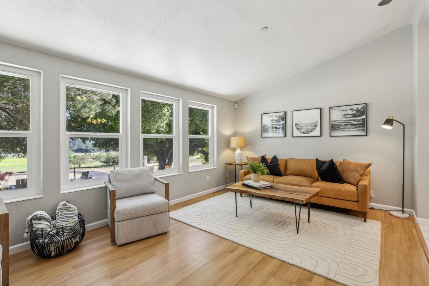Detail Gallery Image 82 of 103 For 2995 Day Rd, Gilroy,  CA 95020 - 5 Beds | 4 Baths