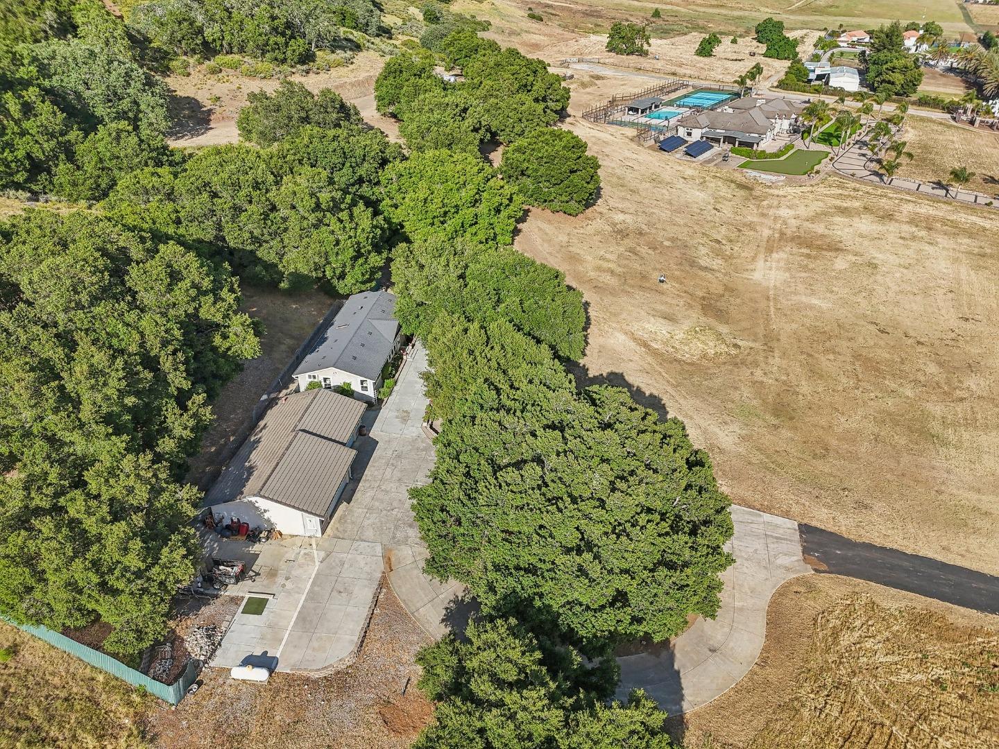 Detail Gallery Image 96 of 103 For 2995 Day Rd, Gilroy,  CA 95020 - 5 Beds | 4 Baths