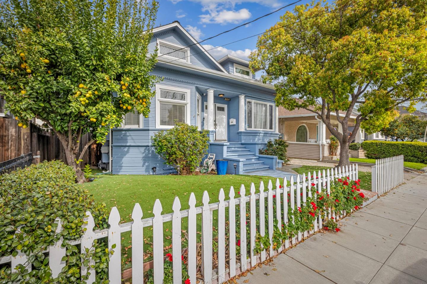Detail Gallery Image 5 of 58 For 264 N 12th St, San Jose,  CA 95112 - 4 Beds | 3 Baths