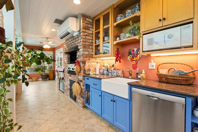 Detail Gallery Image 10 of 30 For 1175 Westridge Dr, Portola Valley,  CA 94028 - 4 Beds | 3 Baths