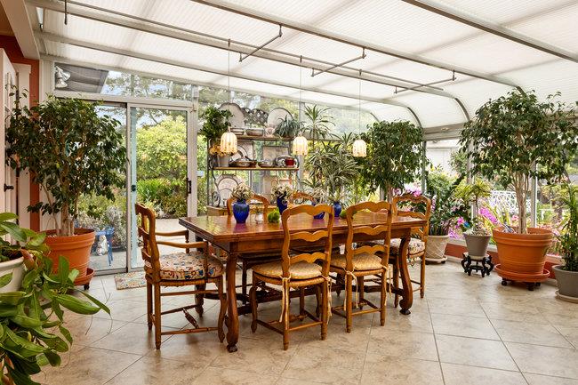 Detail Gallery Image 5 of 30 For 1175 Westridge Dr, Portola Valley,  CA 94028 - 4 Beds | 3 Baths