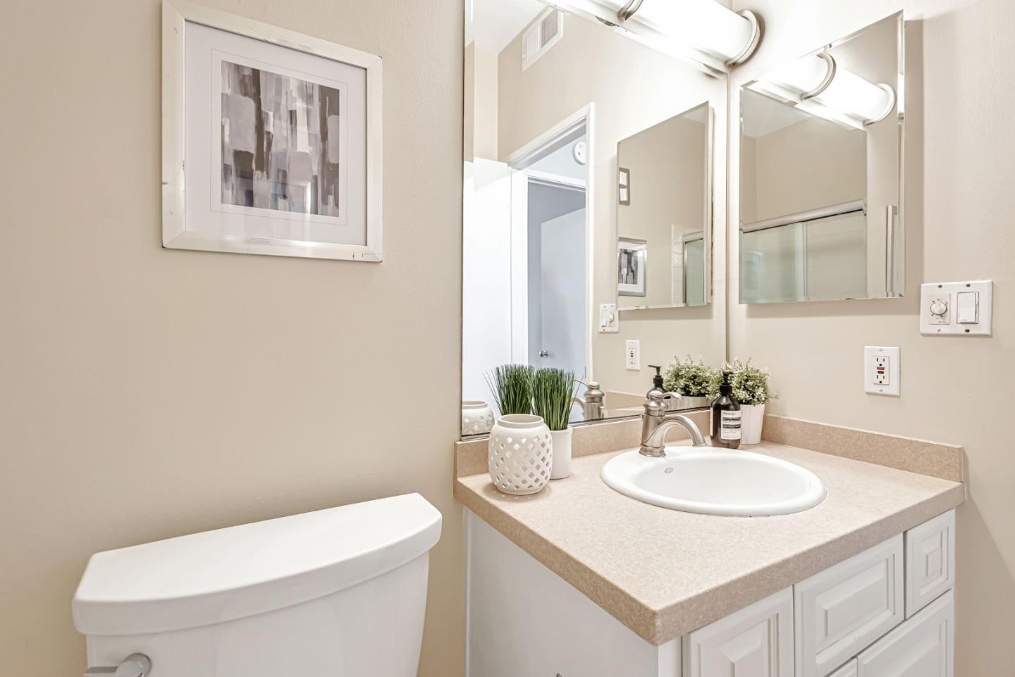 Detail Gallery Image 27 of 41 For 1294 Woodside Rd, Redwood City,  CA 94061 - 2 Beds | 2 Baths