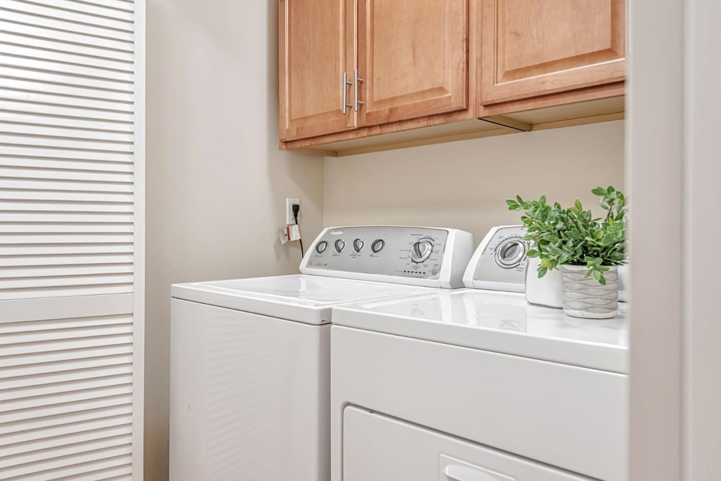 Detail Gallery Image 29 of 41 For 1294 Woodside Rd, Redwood City,  CA 94061 - 2 Beds | 2 Baths