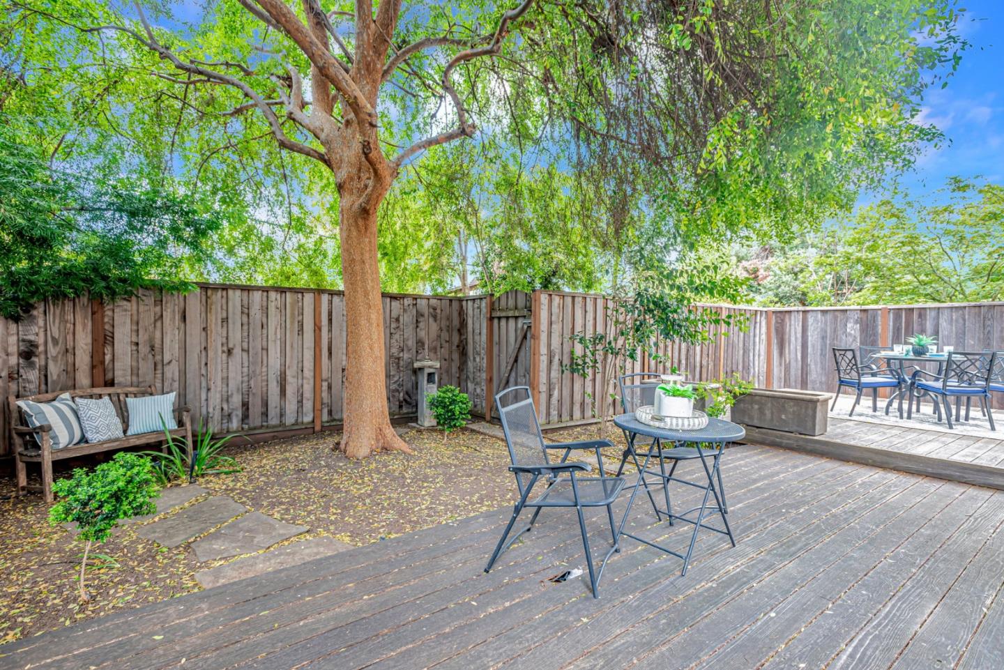 Detail Gallery Image 31 of 41 For 1294 Woodside Rd, Redwood City,  CA 94061 - 2 Beds | 2 Baths