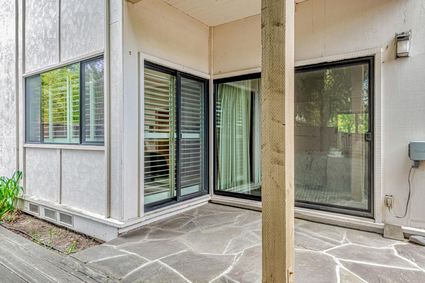 Detail Gallery Image 32 of 41 For 1294 Woodside Rd, Redwood City,  CA 94061 - 2 Beds | 2 Baths