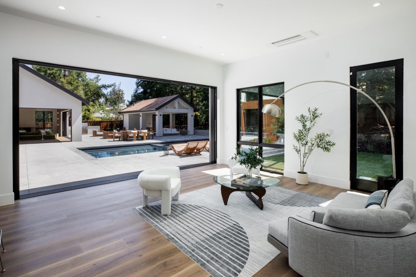 Detail Gallery Image 16 of 20 For 269 Stockbridge Ave, Atherton,  CA 94027 - 5 Beds | 6/1 Baths