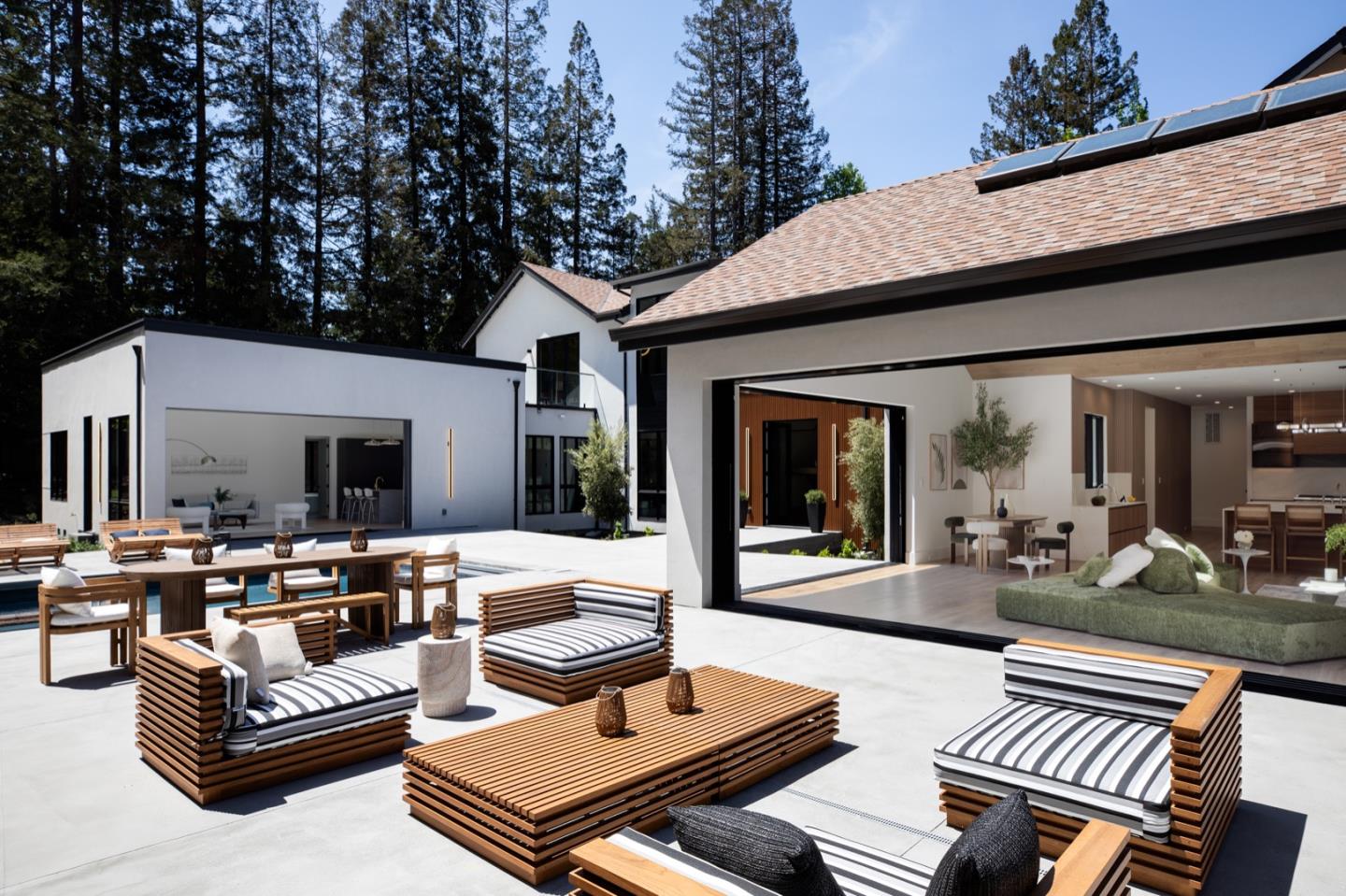 Detail Gallery Image 18 of 20 For 269 Stockbridge Ave, Atherton,  CA 94027 - 5 Beds | 6/1 Baths