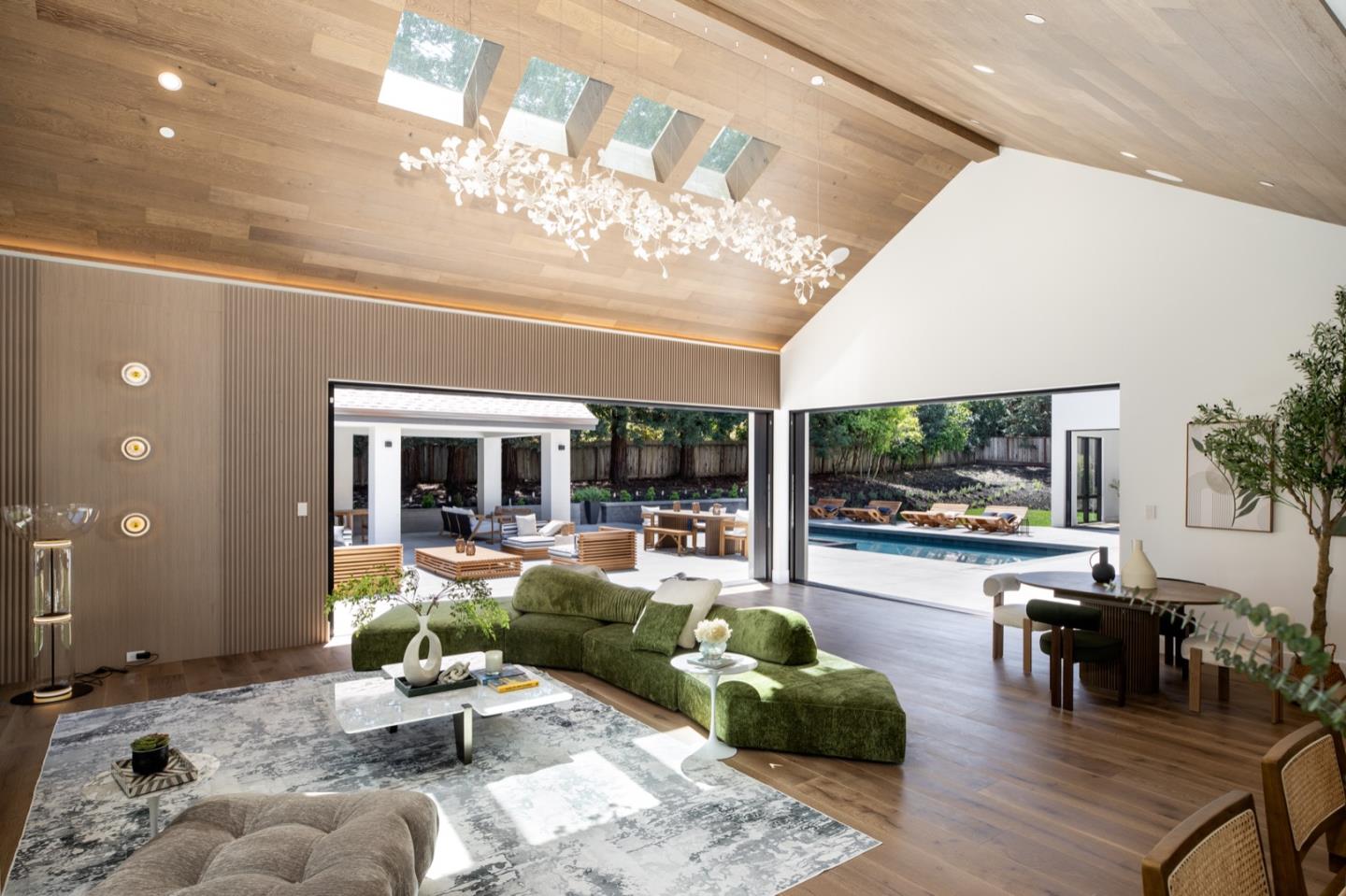 Detail Gallery Image 7 of 20 For 269 Stockbridge Ave, Atherton,  CA 94027 - 5 Beds | 6/1 Baths