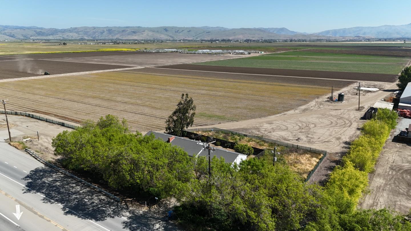Detail Gallery Image 1 of 47 For 4211 Bolsa Rd, Hollister,  CA 95023 - 3 Beds | 2 Baths