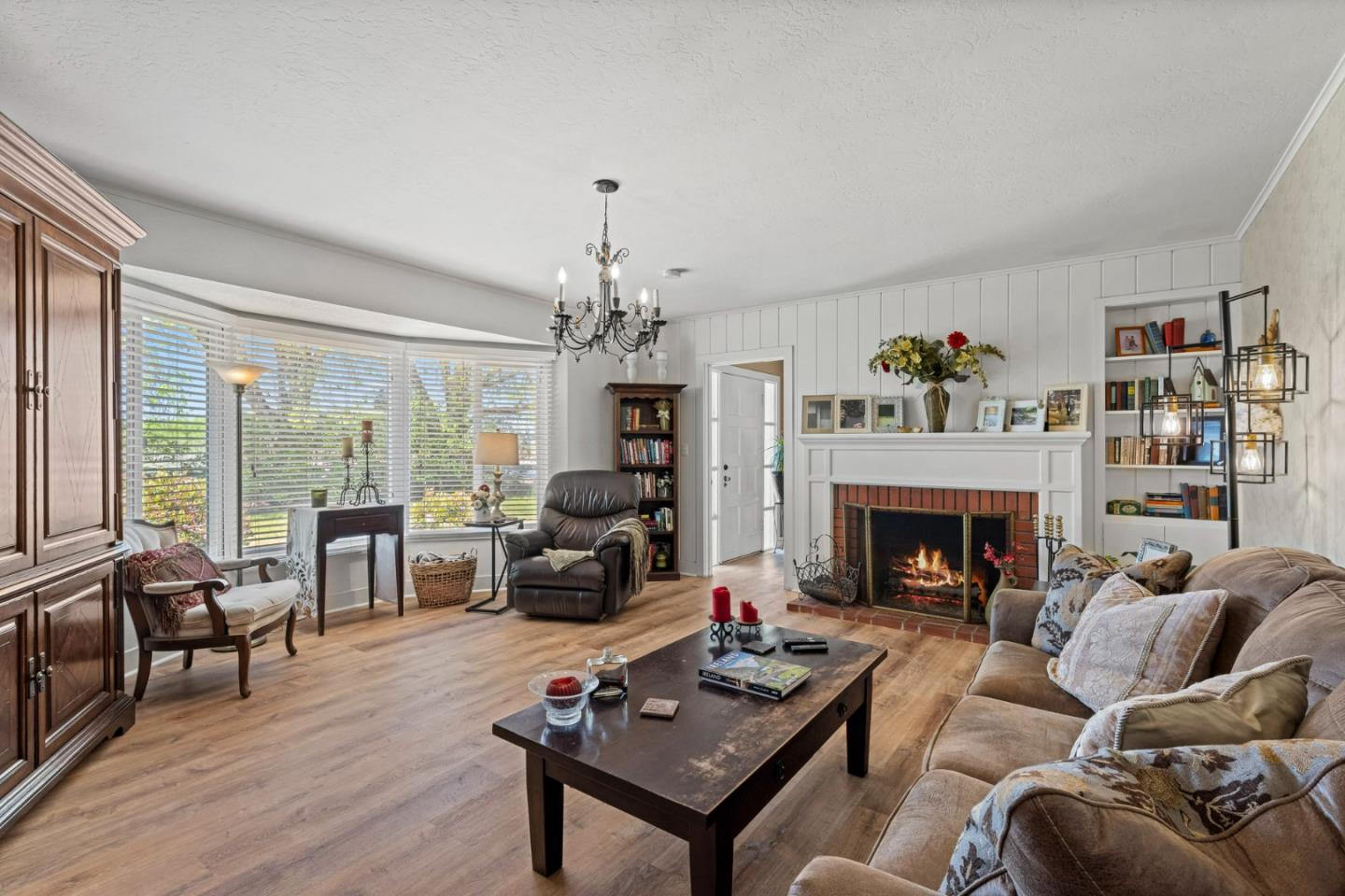Detail Gallery Image 16 of 47 For 4211 Bolsa Rd, Hollister,  CA 95023 - 3 Beds | 2 Baths