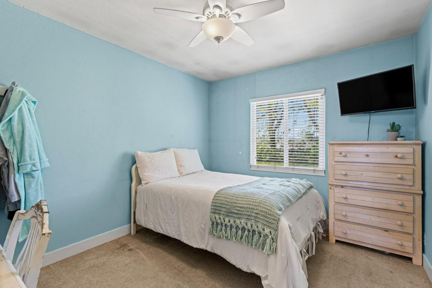 Detail Gallery Image 31 of 47 For 4211 Bolsa Rd, Hollister,  CA 95023 - 3 Beds | 2 Baths