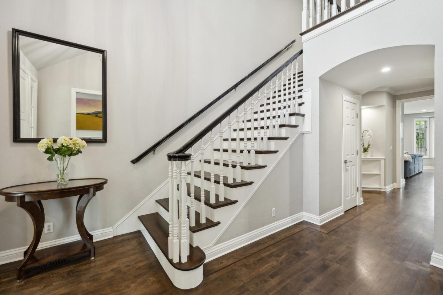 Detail Gallery Image 14 of 35 For 170 Hanna Way, Menlo Park,  CA 94025 - 4 Beds | 3/1 Baths