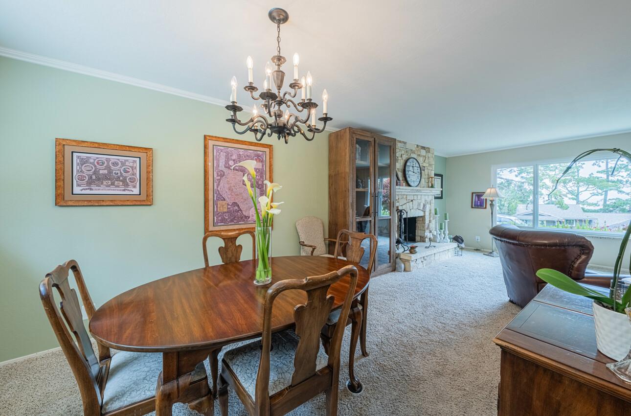 Detail Gallery Image 14 of 51 For 24 Pinehill Way, Monterey,  CA 93940 - 3 Beds | 2/1 Baths