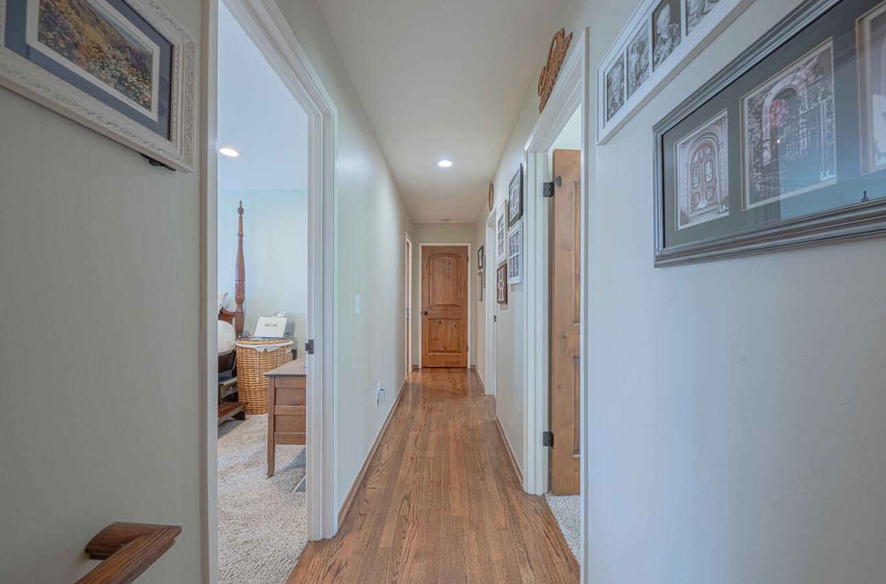 Detail Gallery Image 26 of 51 For 24 Pinehill Way, Monterey,  CA 93940 - 3 Beds | 2/1 Baths