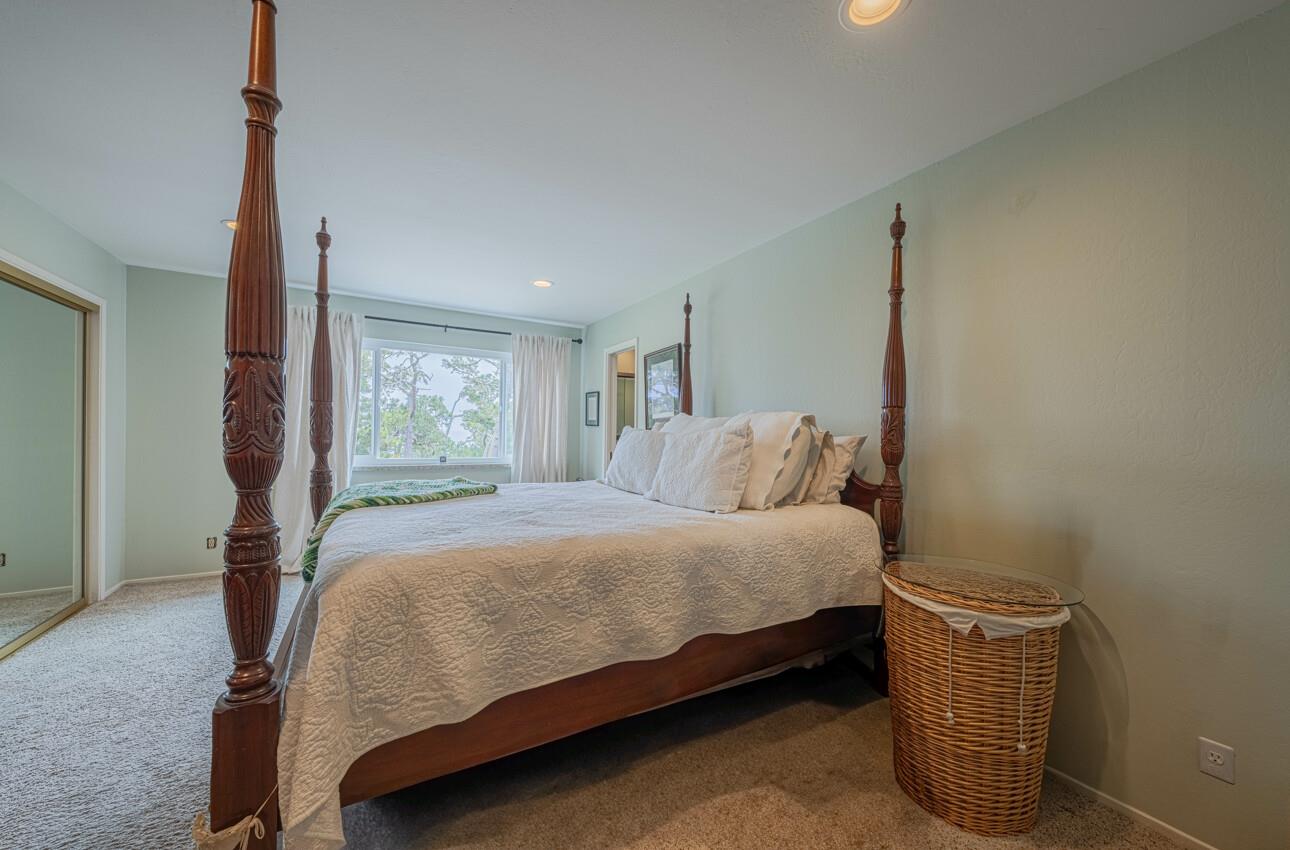 Detail Gallery Image 35 of 51 For 24 Pinehill Way, Monterey,  CA 93940 - 3 Beds | 2/1 Baths