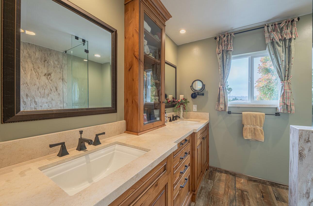 Detail Gallery Image 39 of 51 For 24 Pinehill Way, Monterey,  CA 93940 - 3 Beds | 2/1 Baths