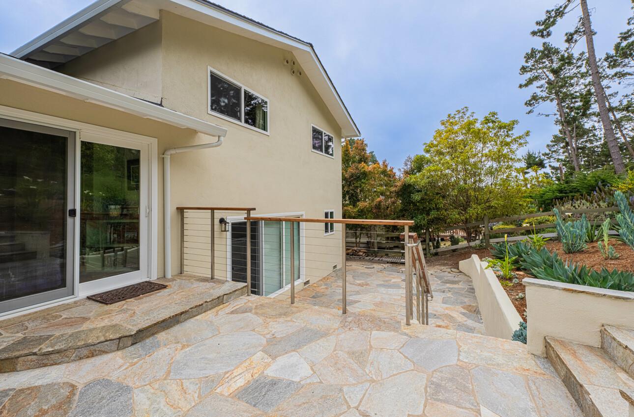 Detail Gallery Image 44 of 51 For 24 Pinehill Way, Monterey,  CA 93940 - 3 Beds | 2/1 Baths