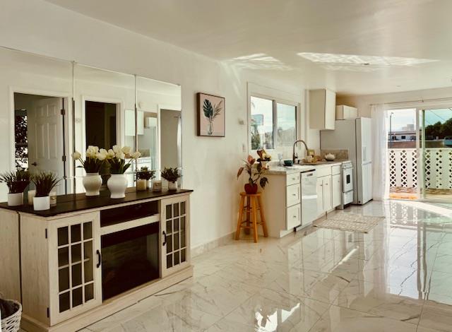Detail Gallery Image 9 of 26 For 321 Hill St, Hollister,  CA 95023 - 2 Beds | 1 Baths