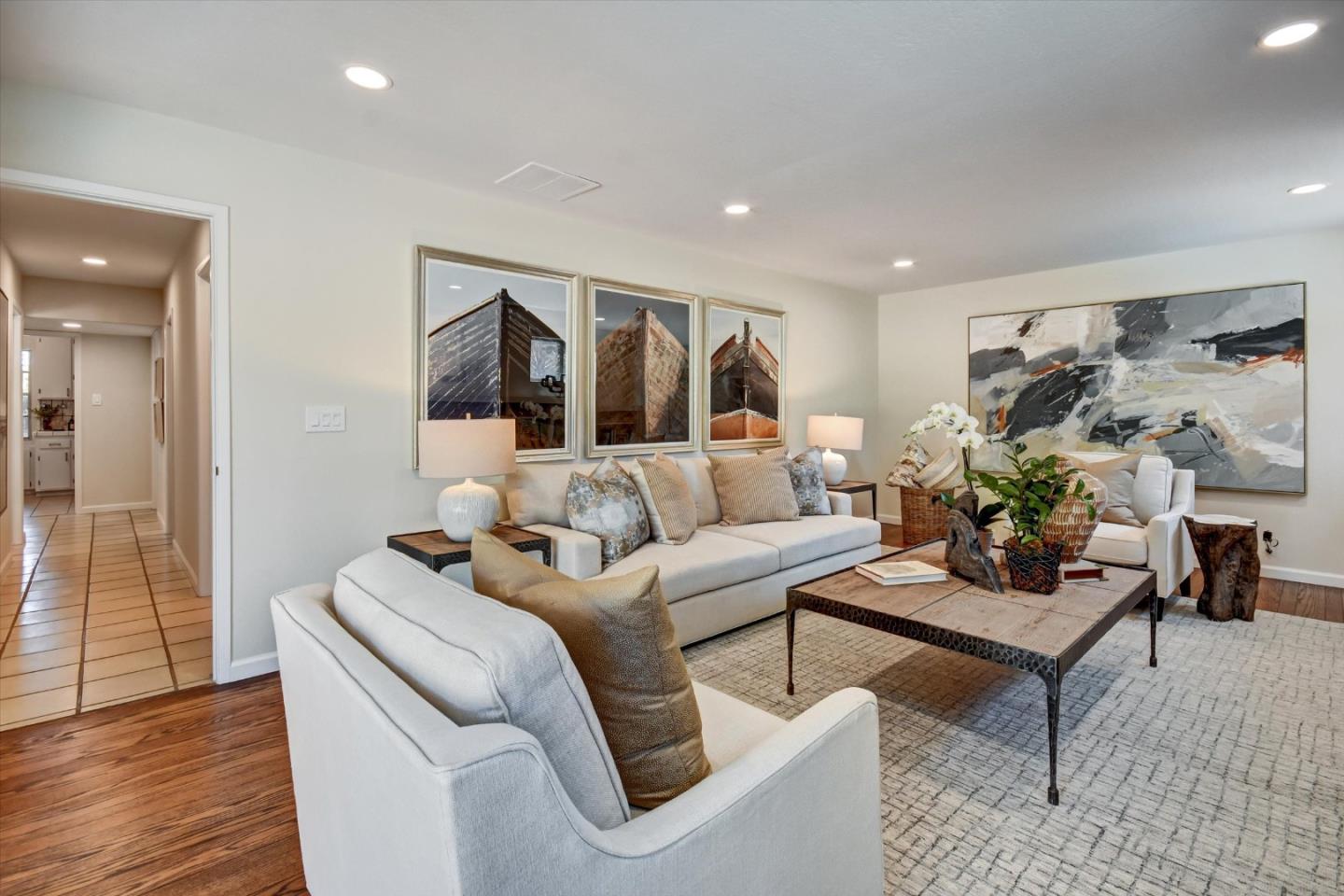 Detail Gallery Image 14 of 31 For 374 W Edith Ave, Los Altos,  CA 94022 - 5 Beds | 3 Baths