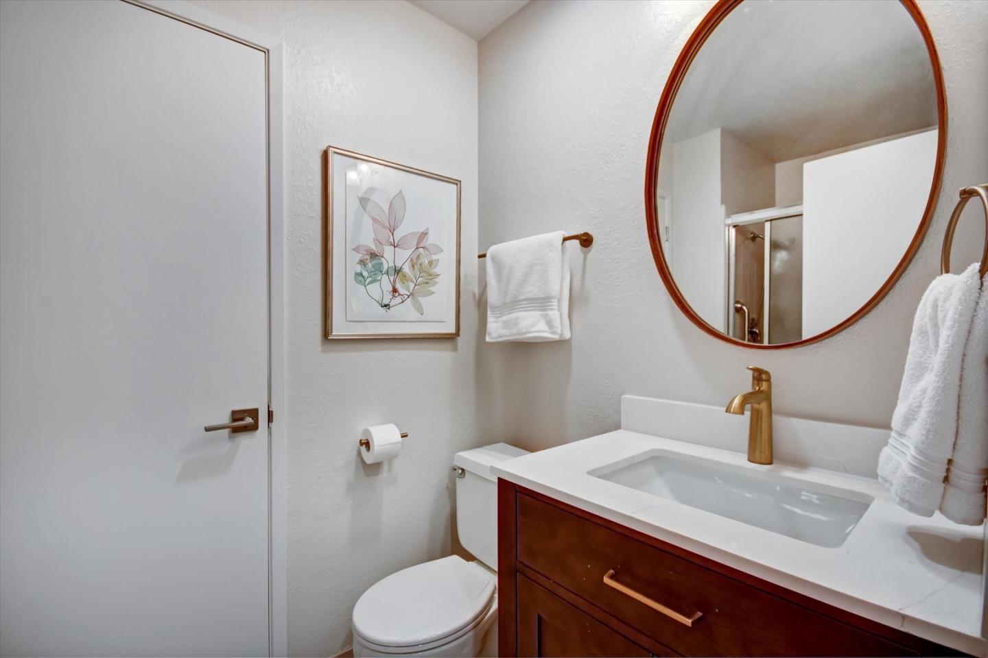 Detail Gallery Image 15 of 31 For 374 W Edith Ave, Los Altos,  CA 94022 - 5 Beds | 3 Baths