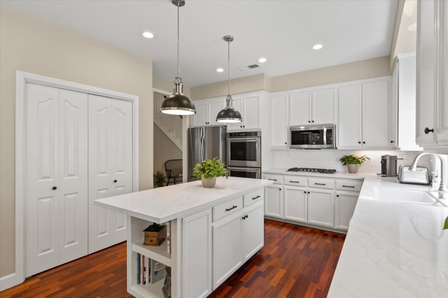 Detail Gallery Image 19 of 45 For 678 Grafton Park Dr, Chico,  CA 95926 - 4 Beds | 2/1 Baths