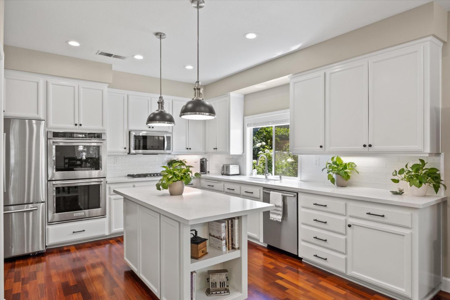 Detail Gallery Image 20 of 45 For 678 Grafton Park Dr, Chico,  CA 95926 - 4 Beds | 2/1 Baths