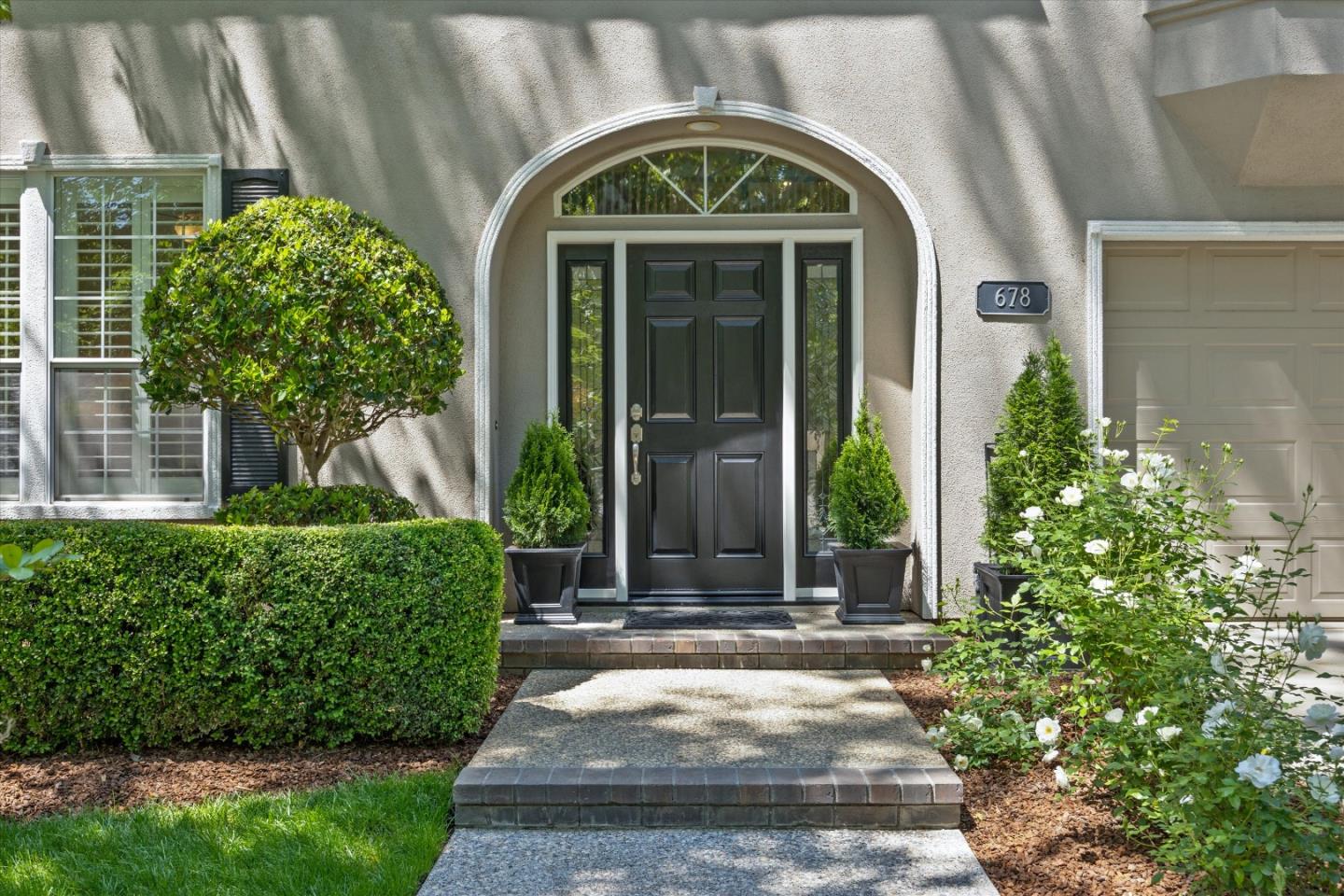 Detail Gallery Image 4 of 45 For 678 Grafton Park Dr, Chico,  CA 95926 - 4 Beds | 2/1 Baths