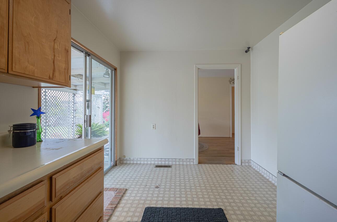 Detail Gallery Image 15 of 36 For 141 Mayfair Dr, Salinas,  CA 93905 - 2 Beds | 1 Baths